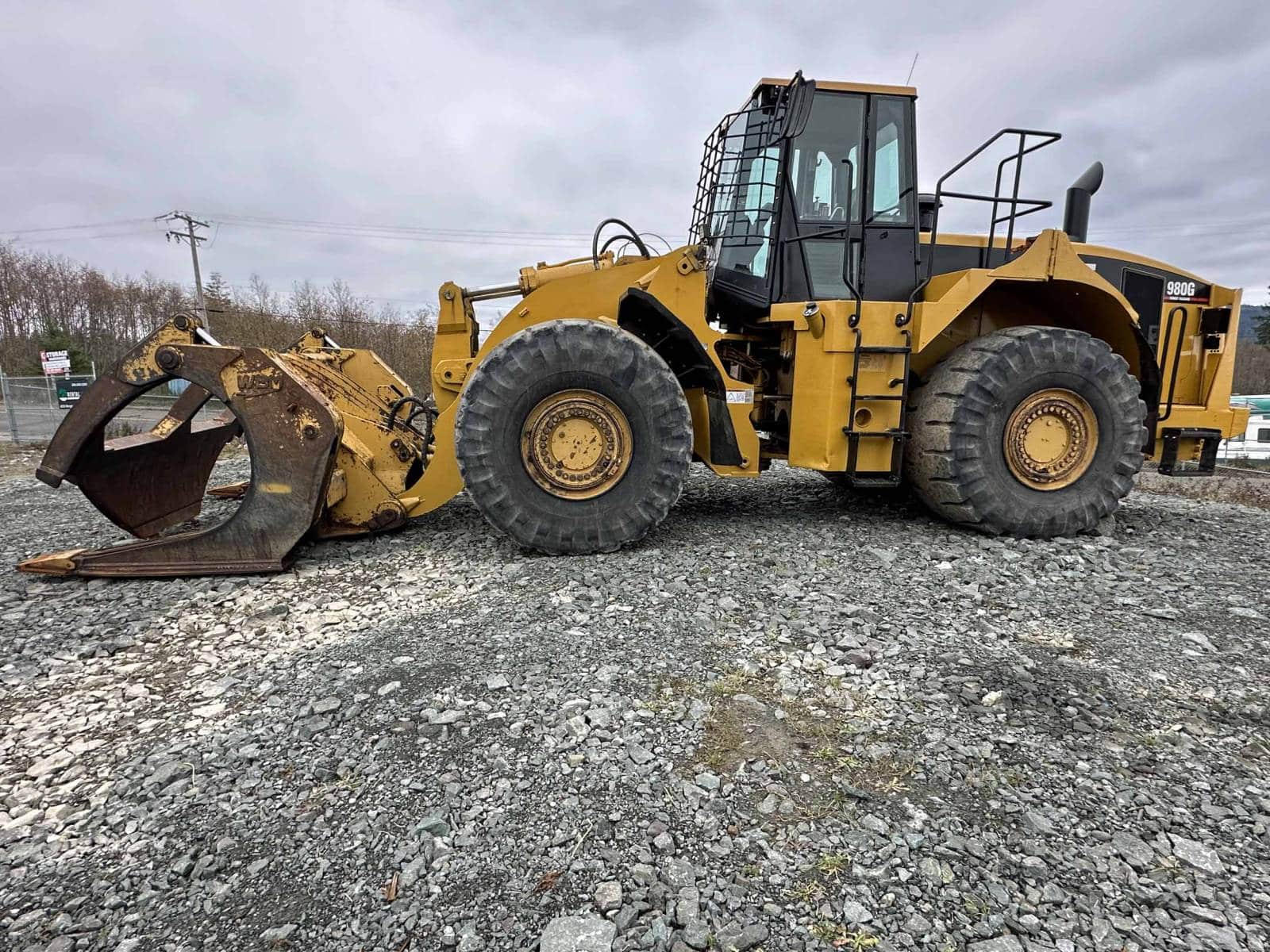 2001 Caterpillar 980G FM Wheel Loader - Forestech Equipment Ltd.